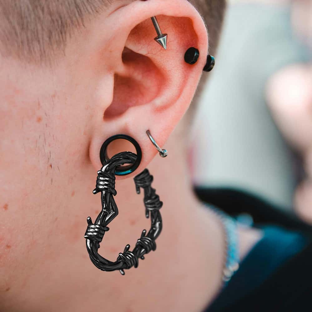 Heart Knot Ear Weights Hanger - Image 5