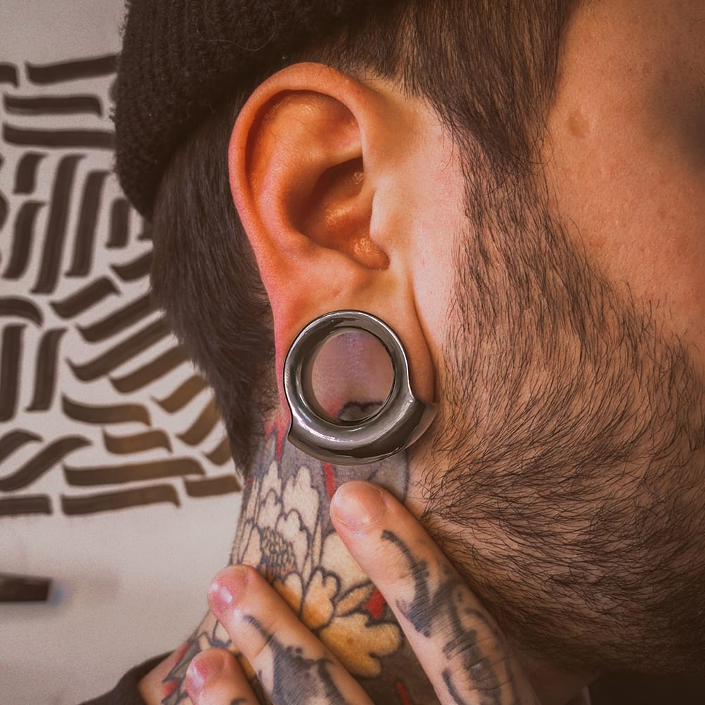 Hypoallergenic Ear Gauge Plugs - Image 2