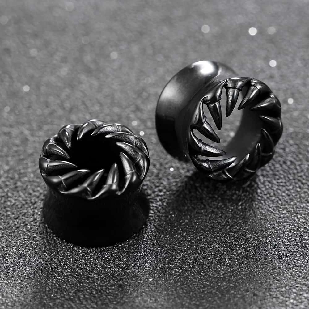 Monster Claw Ear Gauges - Image 5