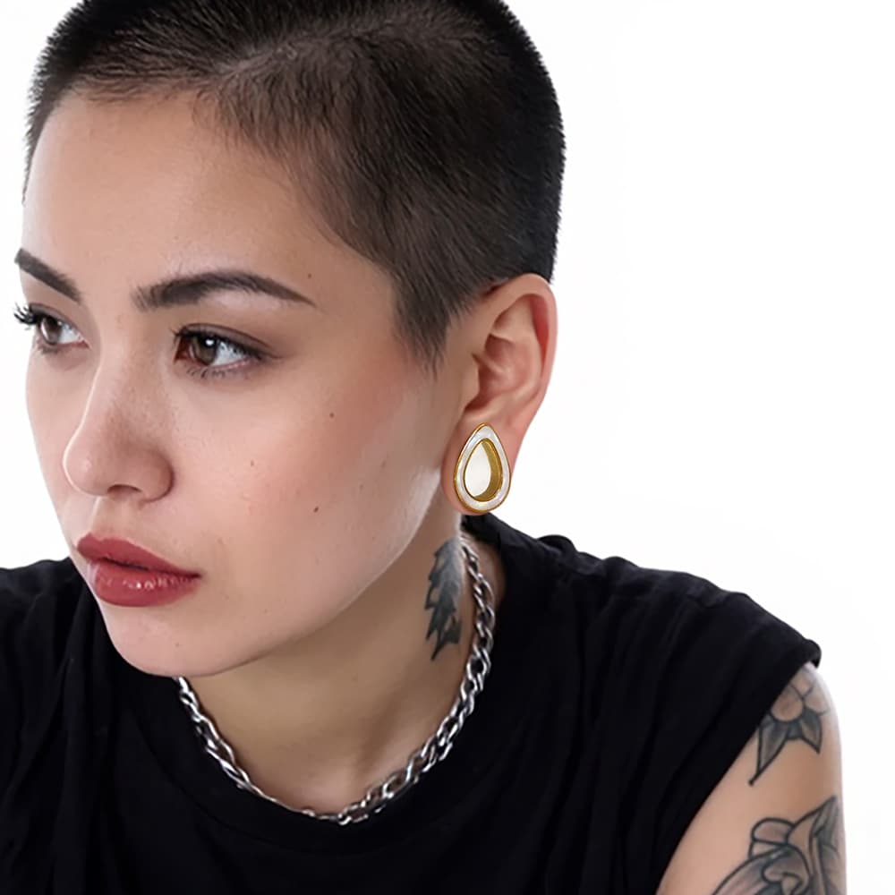 Teardrop Shell Ear Tunnels - Image 4