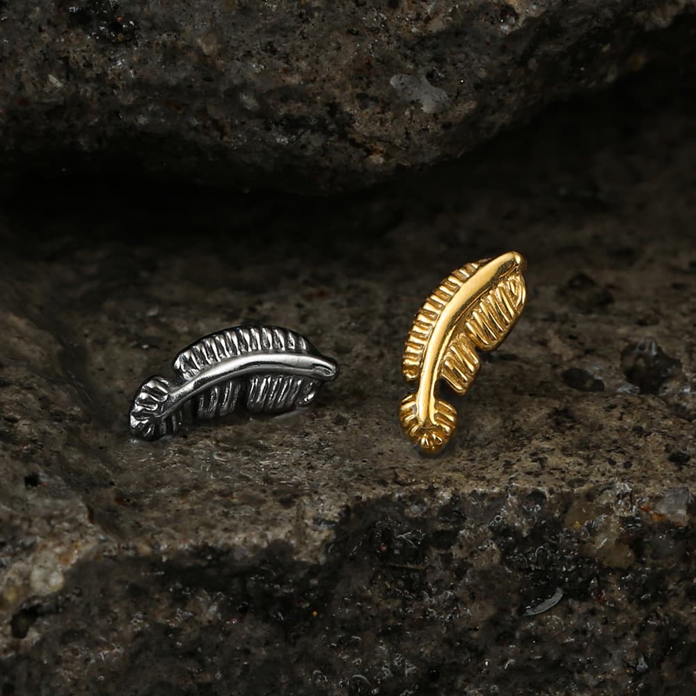 Feather Threadless Flat Back Labret - Image 3